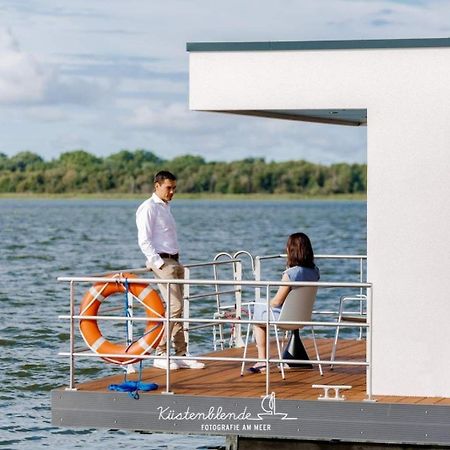 מלון ריבניץ-דאמגארטן Hausboot Kranichnest מראה חיצוני תמונה